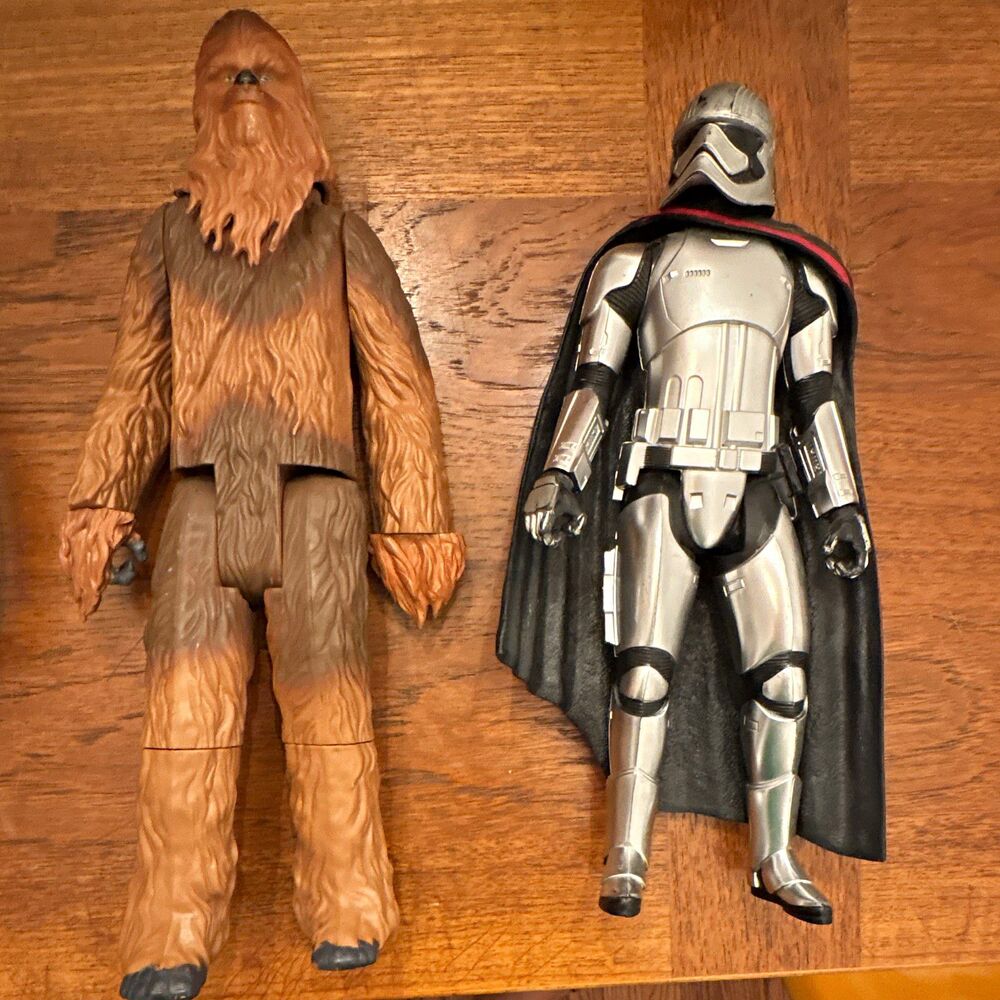 Hasbro Star Wars Chewbacca & Captain Phasma Action Figure Lot